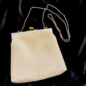 Vintage Satin Accordion Style Evening Purse White + Gold. Clutch / crossbody